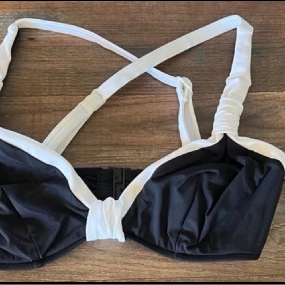 Women’s Bikini Top Size 6